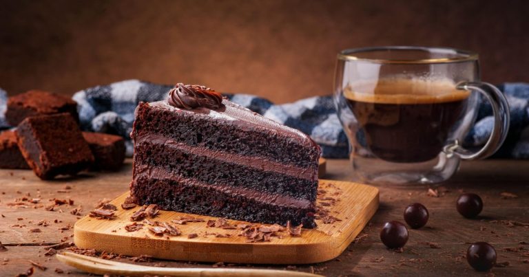 Vegan Healthy Chocolate Cake: A Guilt-Free Indulgence